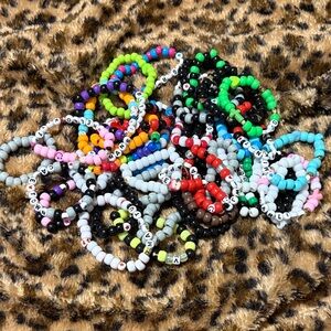5 random homemade beaded bracelets!
